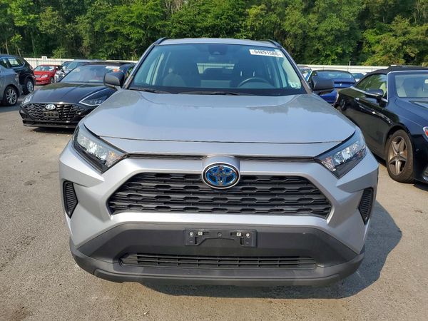 2022 TOYOTA RAV4 LE