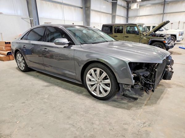 2017 AUDI A8 quattro L