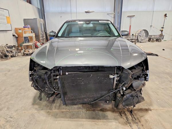 2017 AUDI A8 quattro L
