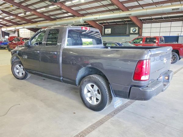 2018 RAM 1500 ST QUAD CAB 4X4