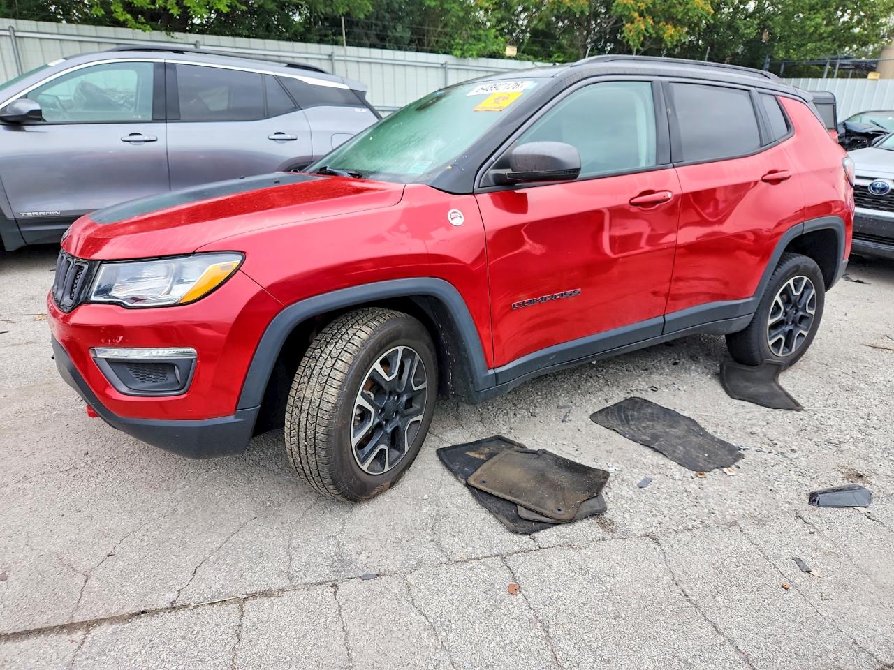 2020 JEEP COMPASS Trailhawk — Front 3/4