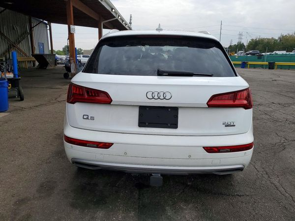 2018 AUDI Q5 quattro Premium Plus