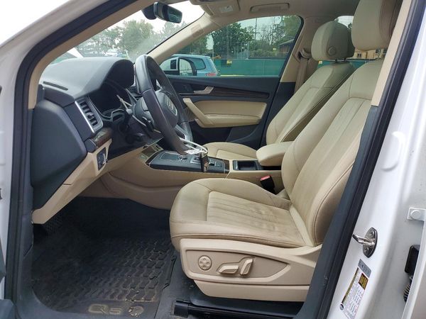 2018 AUDI Q5 quattro Premium Plus