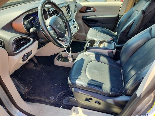 2019 CHRYSLER PACIFICA