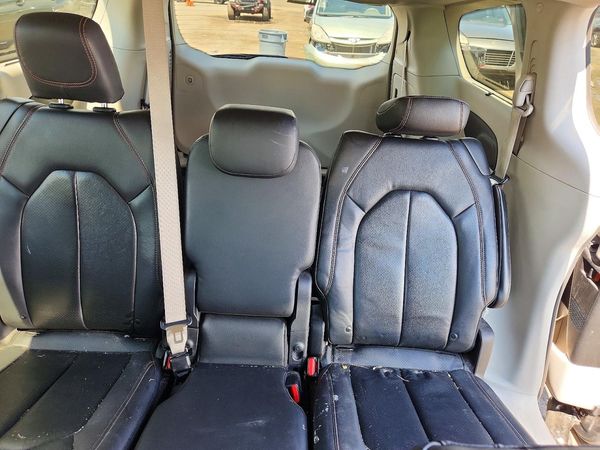 2019 CHRYSLER PACIFICA