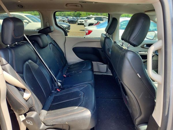 2019 CHRYSLER PACIFICA