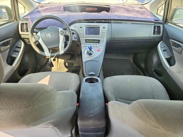 2014 TOYOTA PRIUS
