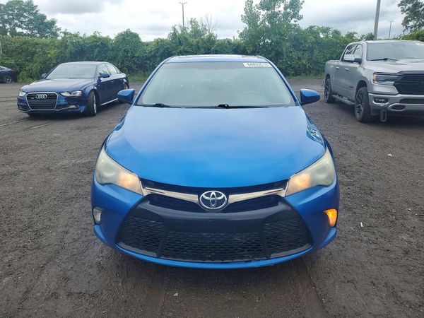2016 TOYOTA CAMRY