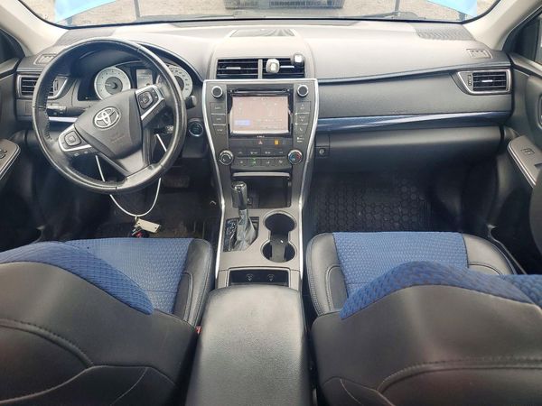 2016 TOYOTA CAMRY