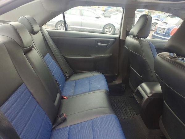 2016 TOYOTA CAMRY