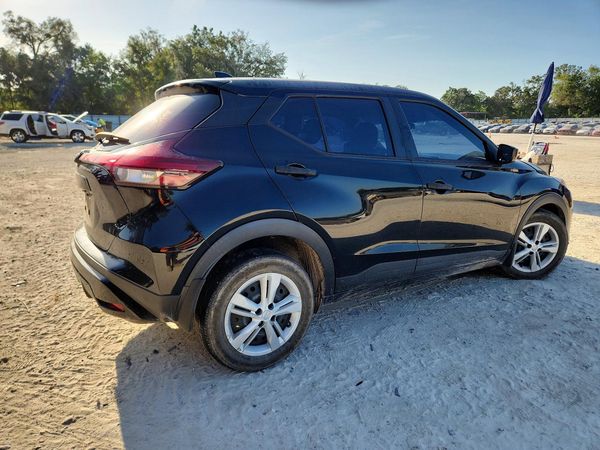2023 NISSAN KICKS S