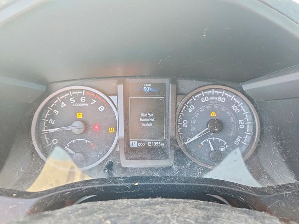 2021 TOYOTA TACOMA SR5