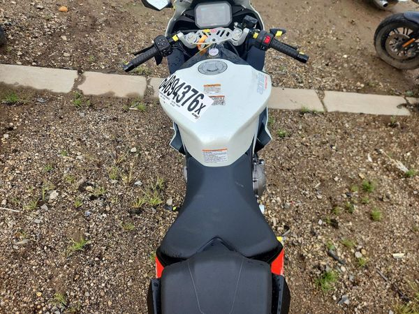 2025 APRILIA RS