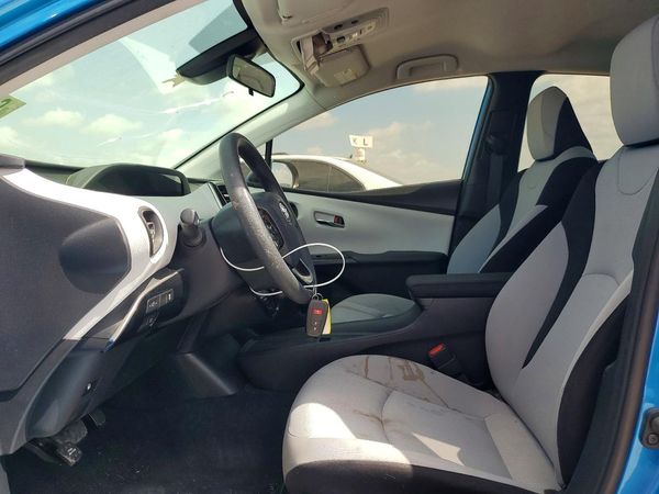 2022 TOYOTA PRIUS