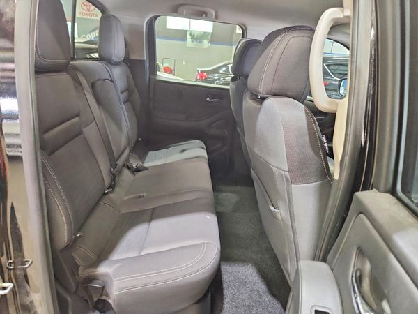 2022 NISSAN FRONTIER Crew Cab
