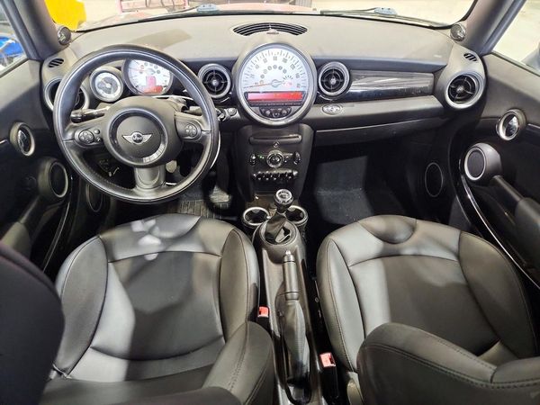 2012 MINI COOPER