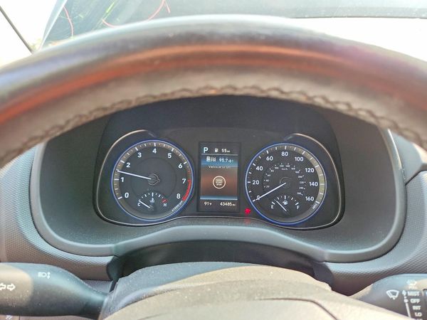 2021 HYUNDAI KONA SEL