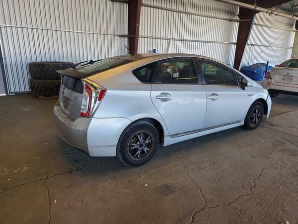 2012 TOYOTA PRIUS