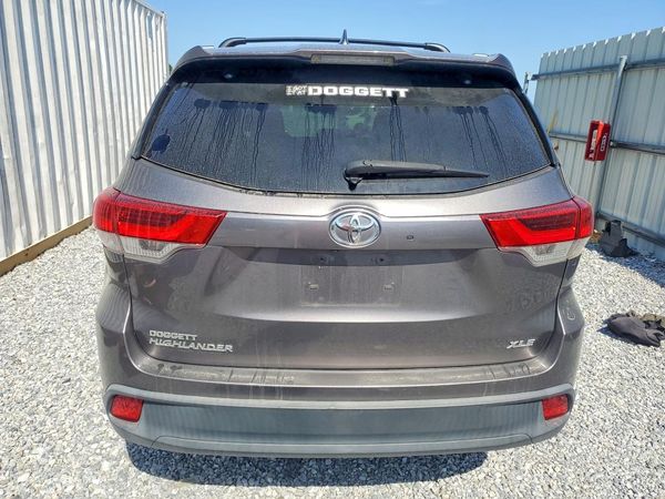2018 TOYOTA HIGHLANDER SE/XLE