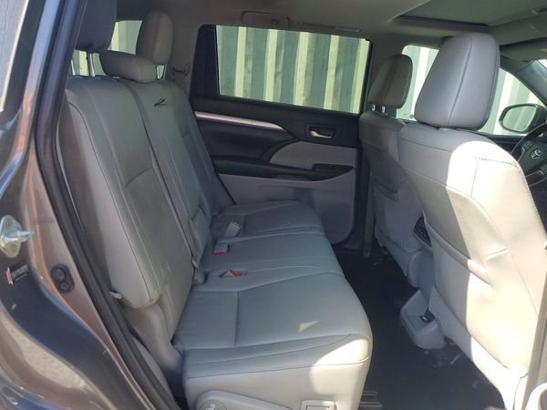 2018 TOYOTA HIGHLANDER SE/XLE