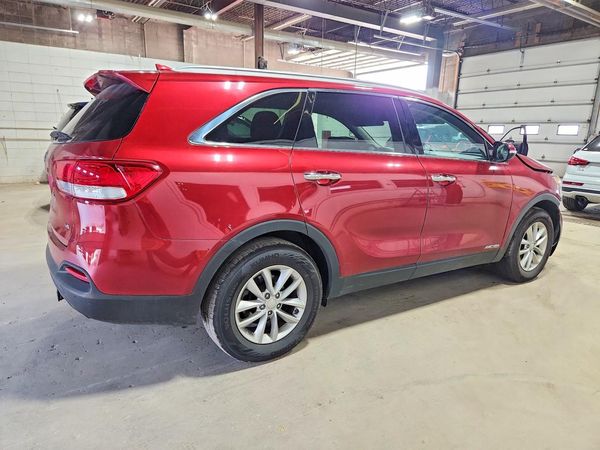 2017 KIA SORENTO L, LX