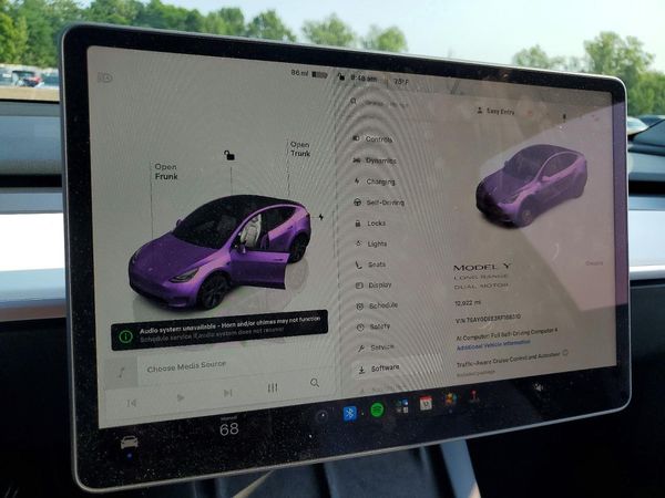 2024 TESLA MODEL Y