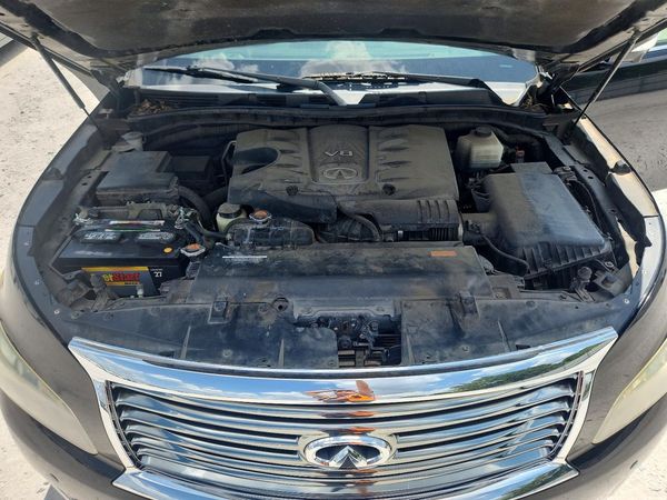 2014 INFINITI QX80