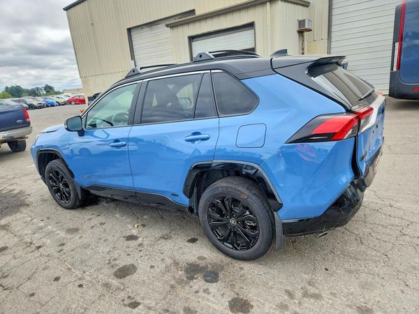 2024 TOYOTA RAV4 XSE