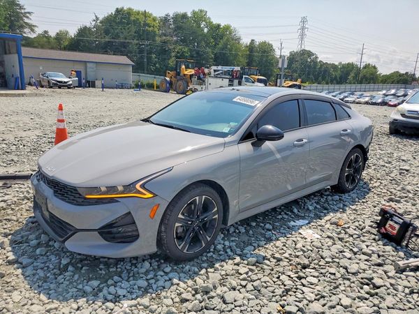 2022 KIA K5