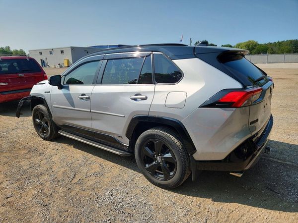 2020 TOYOTA RAV4 XLE HV