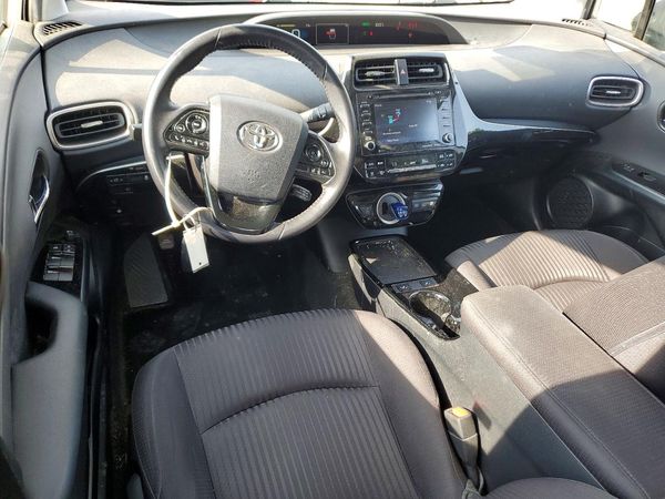 2021 TOYOTA PRIUS