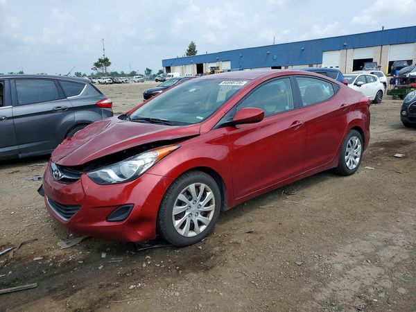 2013 HYUNDAI ELANTRA