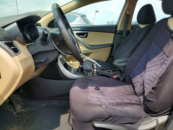 2013 HYUNDAI ELANTRA