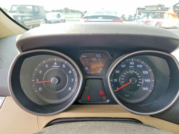 2013 HYUNDAI ELANTRA