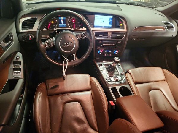2015 AUDI A4