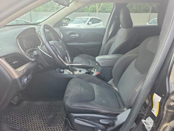 2015 JEEP CHEROKEE LATITUDE 4X4