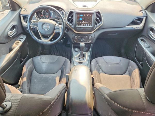 2015 JEEP CHEROKEE LATITUDE 4X4