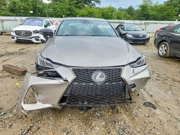 2019 LEXUS IS