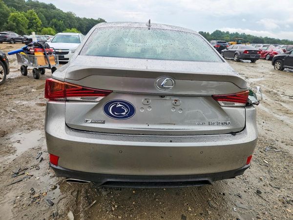 2019 LEXUS IS