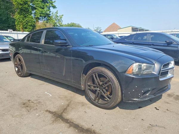 2014 DODGE CHARGER SXT RWD