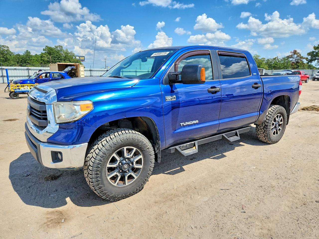 2015 TOYOTA TUNDRA SR5 Grade — Front 3/4