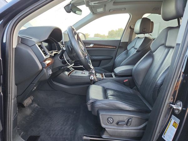2018 AUDI Q5 quattro Premium Plus