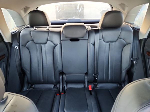 2018 AUDI Q5 quattro Premium Plus