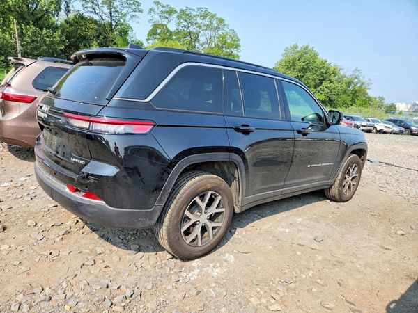 2025 JEEP GRAND CHEROKEE
