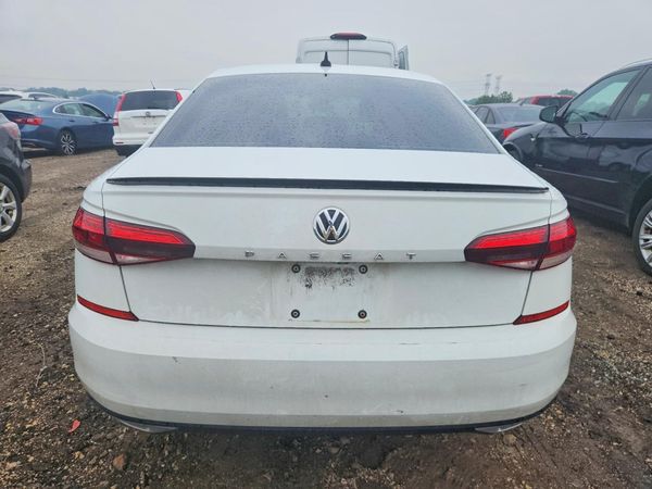 2020 VOLKSWAGEN PASSAT