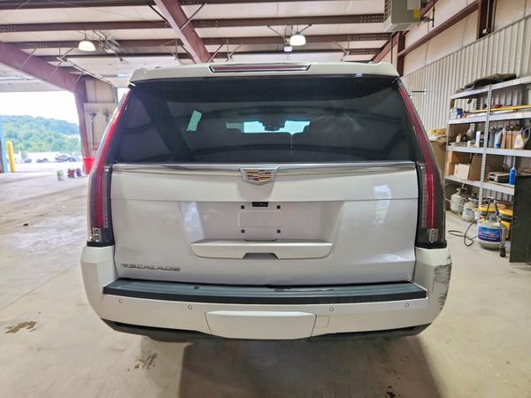 2020 CADILLAC ESCALADE