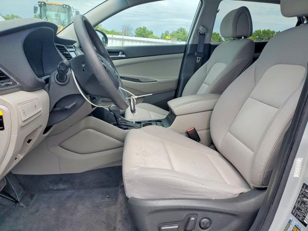 2017 HYUNDAI TUCSON