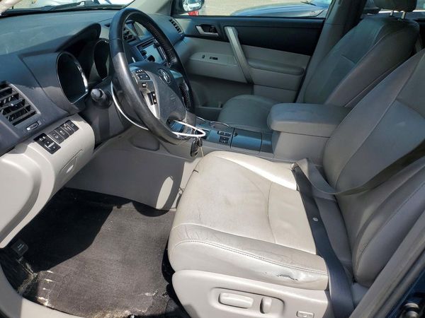 2013 TOYOTA HIGHLANDER Base/Hybrid