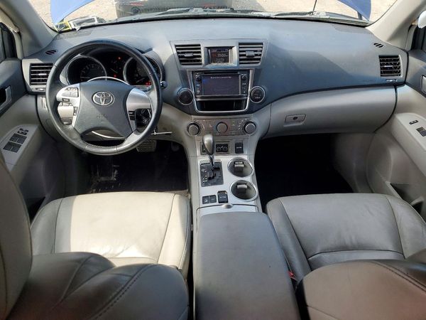 2013 TOYOTA HIGHLANDER Base/Hybrid