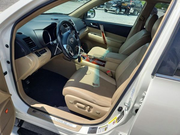 2013 TOYOTA HIGHLANDER Base/Hybrid